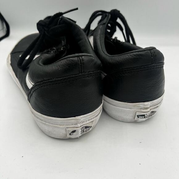 Vans Leather Zip Up Old Skool Lace Up Sneakers Black White Mens 8.5/ Womens 10 - Picture 5 of 7